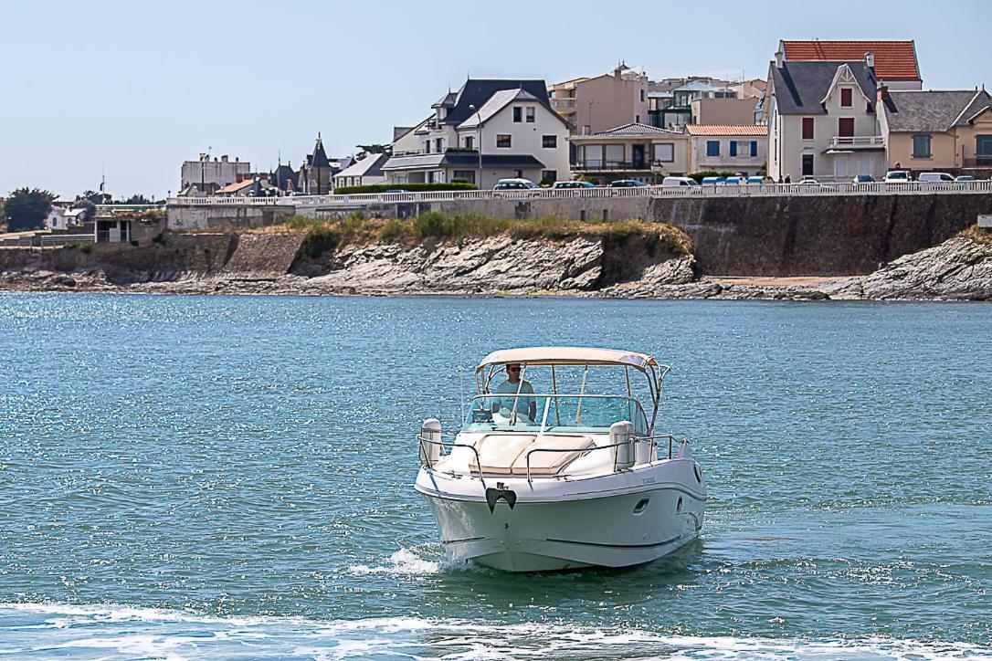 Bateau St Gilles Croix De Vie Hotel Сен-Жил-Кроа-дьо-Ви Екстериор снимка